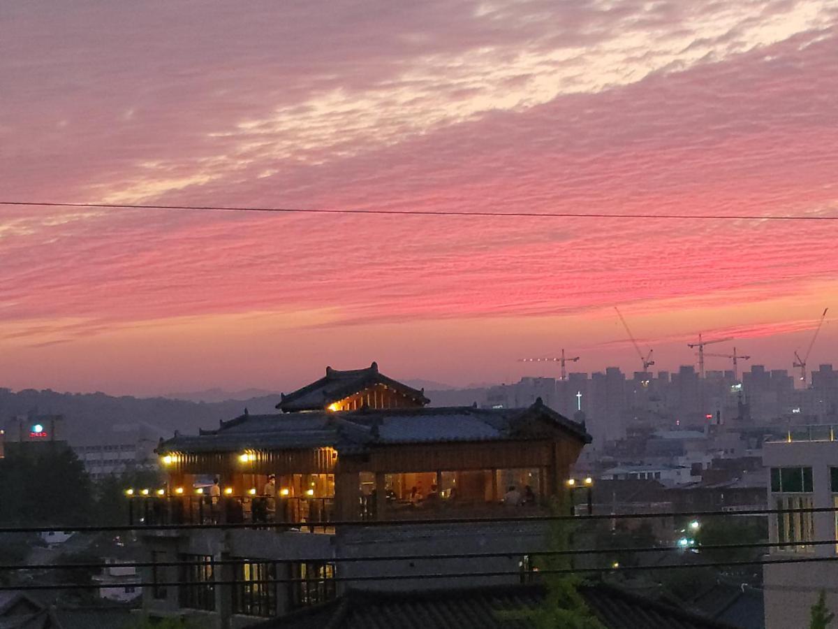 Jeongga Hanok Jeonju Buitenkant foto